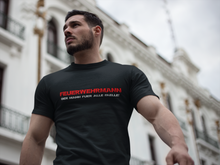 Lade das Bild in den Galerie-Viewer, Feuerwehrmann für alle Fälle - T-Shirt