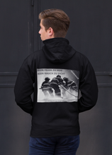 Lade das Bild in den Galerie-Viewer, Kein Feuer zu heiß back - Hoodie