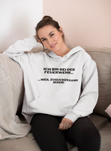 Lade das Bild in den Galerie-Viewer, Bei der Feuerwehr - Hoodie
