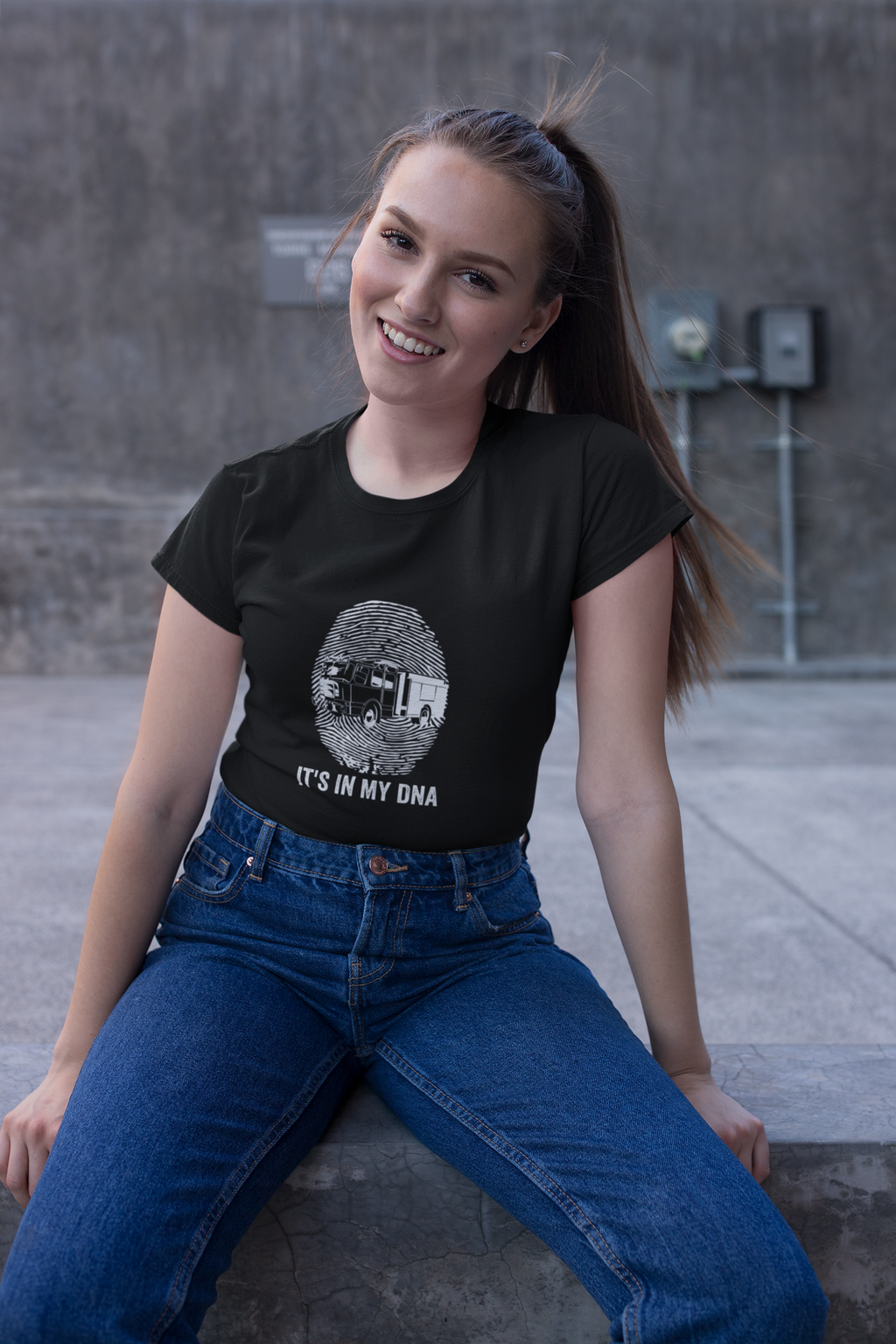 It's in my DNA - Women's T-Shirt